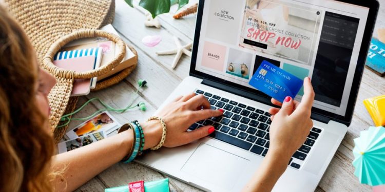 Black Friday inaugura o período de compras natalinas com várias ofertas