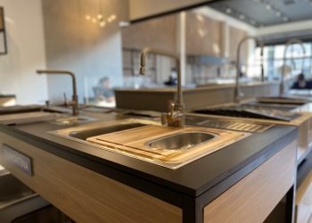 Obra Fácil Tatuapé apresenta linha de calha úmida para uma cozinha mais organizada e funcional