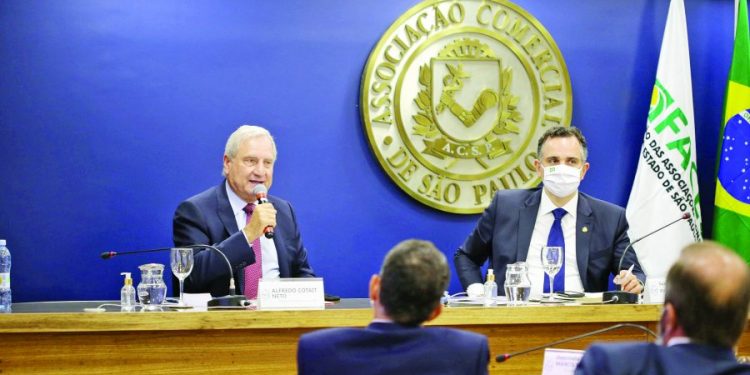 Alfredo Cotait toma posse na ACSP e terá apoio de Valdir Ventura, do Grupo São Cristóvão Saúde