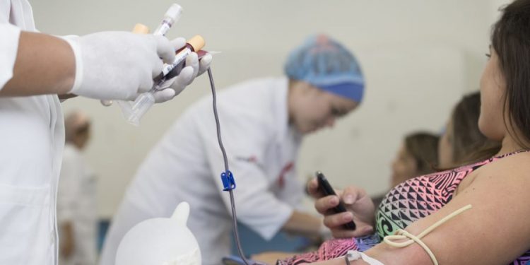 Fundação Pró-Sangue tem 90% de vagas para doação durante a semana
