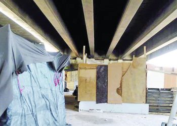 Viadutos do Belém e Tatuapé são ocupados, mas opção de albergue não é aceita por sem-teto