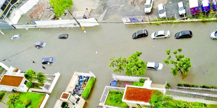 Projeto antienchente na Rua Arnaldo Cintra espera por verba parlamentar ou da SPObras