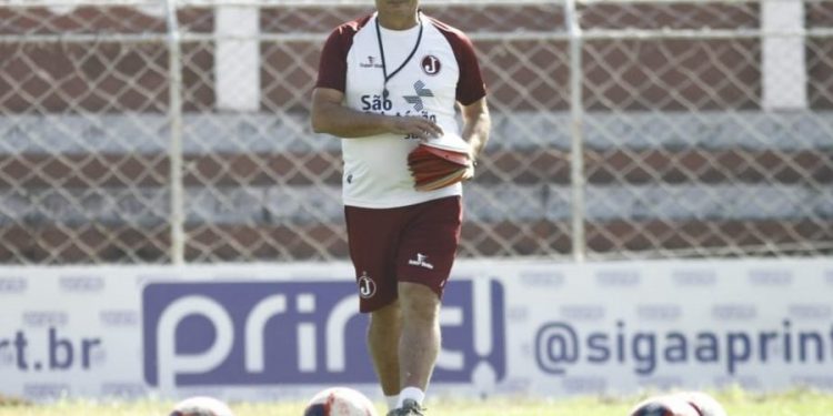 Clube Atlético Juventus contrata Fahel Júnior como novo treinador