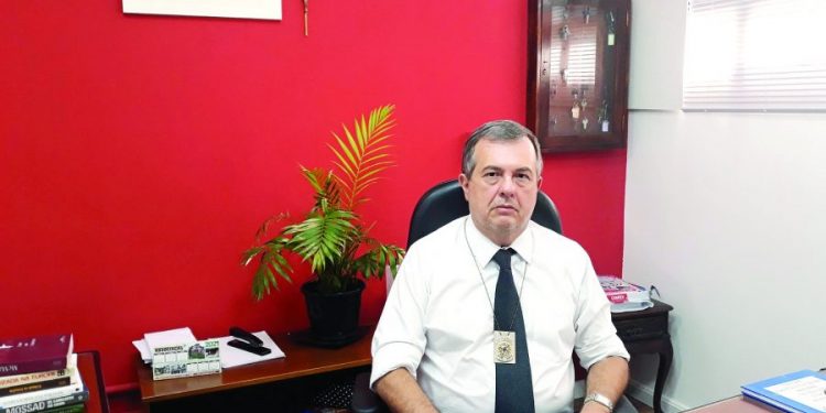 Titular do 30º DP – Tatuapé prende grupo especializado em roubar carros de luxo