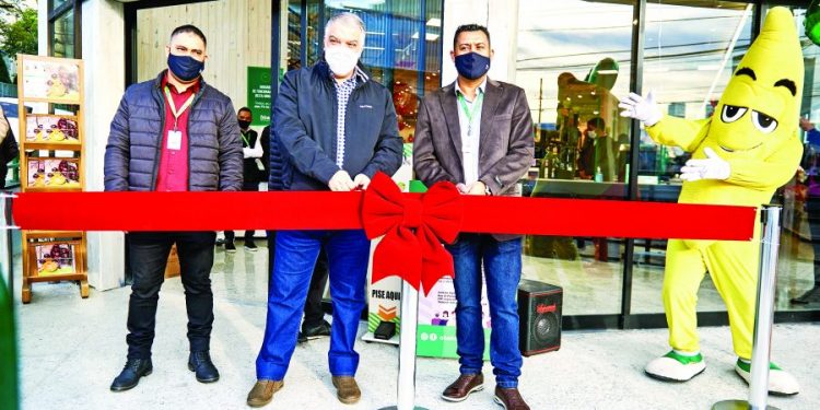 Oba Hortifruti abre nova unidade na Avenida Conselheiro Carrão