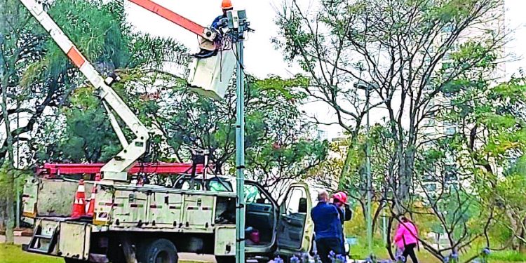 Falhas na iluminação do Ceret foram resolvidas, relata coordenação