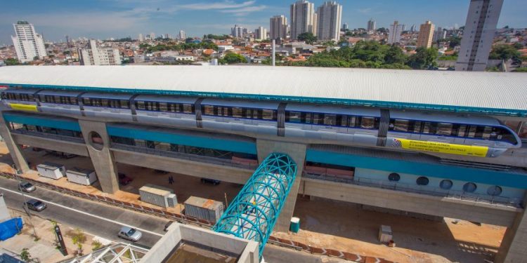 Avenida Anhaia Mello, na Vila Prudente, terá três faixas bloqueadas