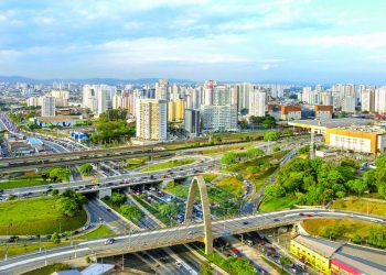 Viaduto Pires do Rio, no Tatuapé, terá uma parte fechada para obras