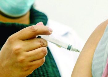 Governo antecipa vacinação contra a Covid-19 para a faixa de 37 a 39 anos