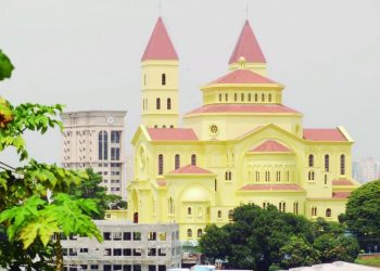 Penha faz 354 anos e mostra que tradição e modernidade se únem