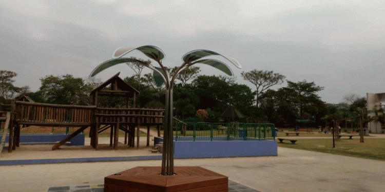 Parque Estadual do Belém recebe árvore solar da Enel