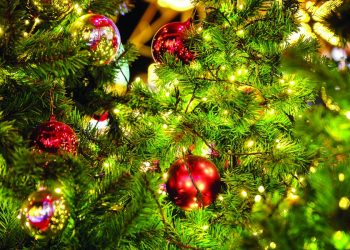 Decoração de Natal requer cuidados com a rede elétrica