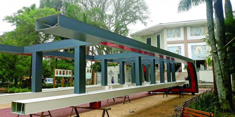 Paróquia da Praça Silvio Romero está pronta para ganhar a nova torre