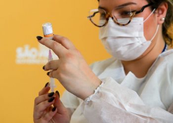 Intervalo entre as vacinas da Coronavac para crianças vai ser de 28 dias