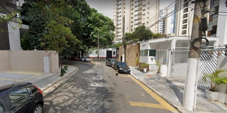 Batidas na Rua Cândido Lacerda originam cobranças para a CET