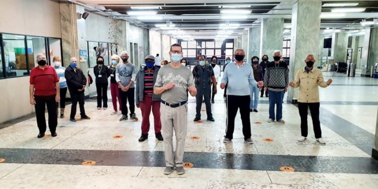 Centro Cultural Penha abre oficina de dança e convida público