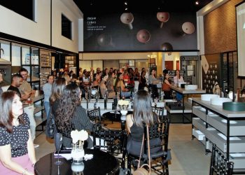 Loja Obra Fácil Tatuapé realiza encontro com profissionais