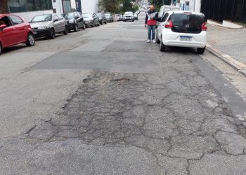 Tapa-buraco em ruas do Tatuapé não tem planejamento claro da SMSUB