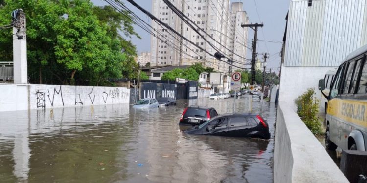 Sub Mooca encaminha plano de drenagem para a Rua Arnaldo Cintra, Pq. São Jorge