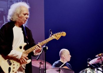 Penha tem festival de rock e reúne bandas no Largo do Rosário