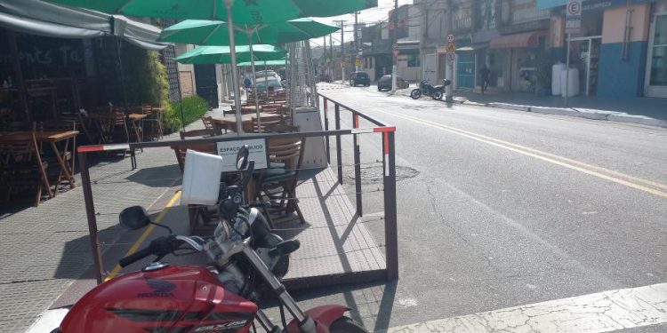 Projeto Ruas SP se espalha pelo Tatuapé e bem-estar do pedestre some