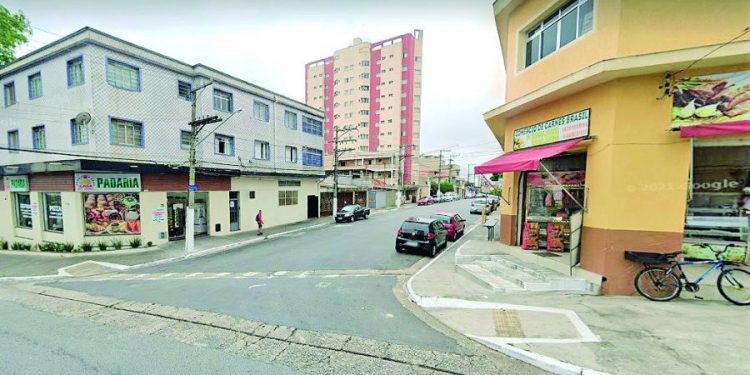 CET relata que faz vistoria na sinalização da Rua Maniutuba, no Tatuapé