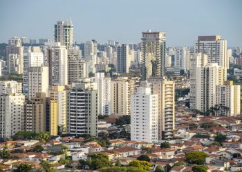 SP é a melhor cidade para abrir negócios de comércio e imóveis, diz pesquisa
