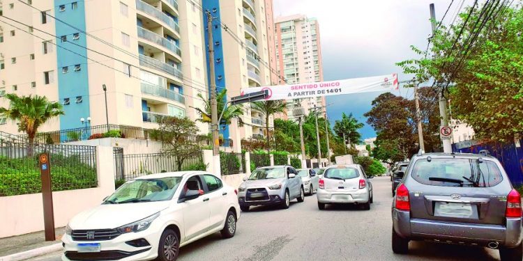 CET altera circulação em ruas do Tatuapé e sugere mais atenção