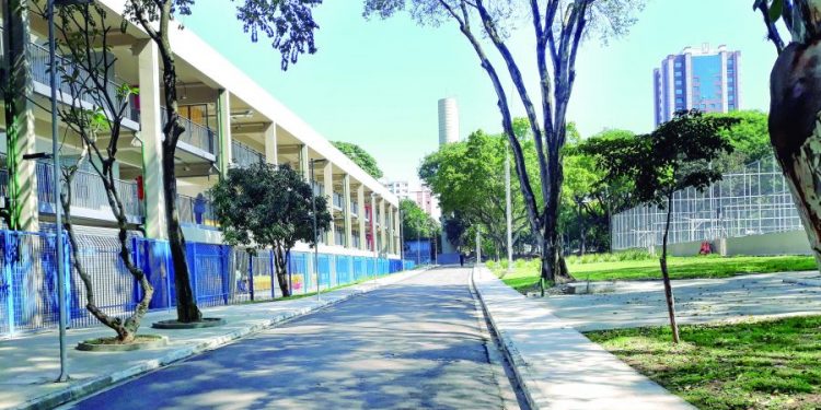 Gestão do CEU Carrão/Tatuapé é criticada por falhas em estrutura e segurança
