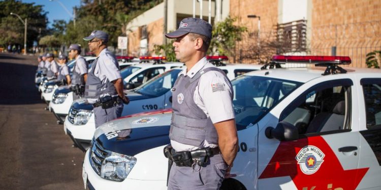 Em 4 meses, Polícia Militar detém 42 mil pessoas e apreende drogas