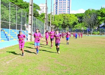 Projeto do Tatuapé quer abrir portas ao futebol e ao ensino para crianças e jovens