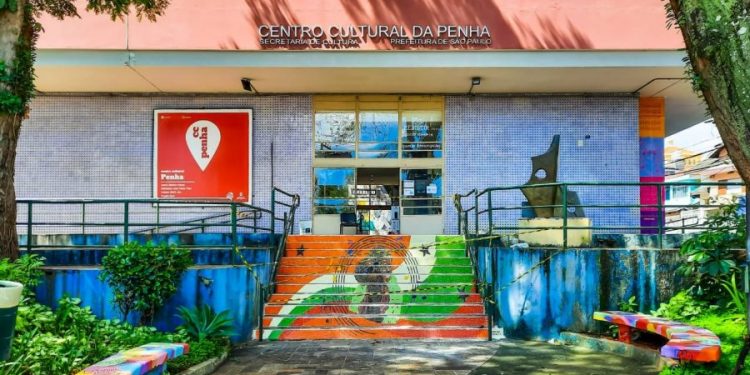 Festa de forró na Penha volta a reunir o público para a dança e barracas