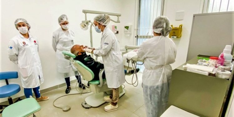 Produção de próteses e serviços da SMS cresceram quase 50%