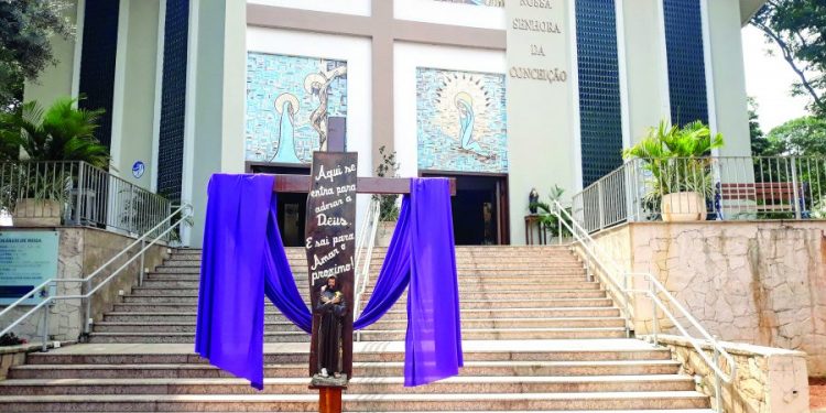 Paróquia Nossa Sra. da Conceição realiza o ‘Cerco de Jericó’ e fortalece o social