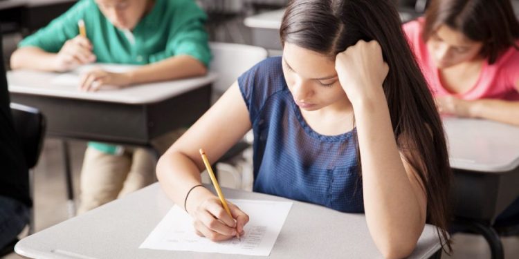 Ensino Médio propõe itinerários formativos para alunos da rede estadual