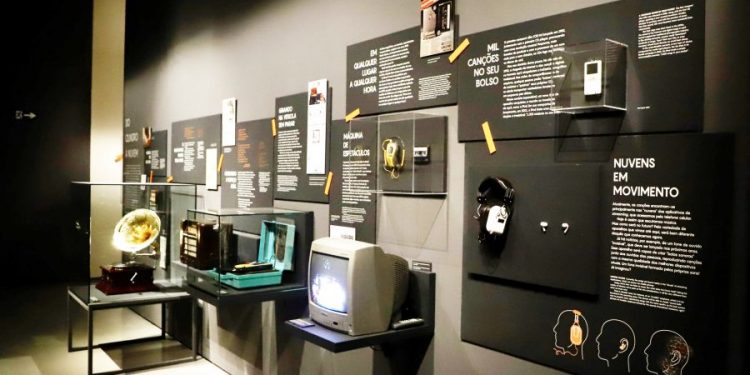 Museu da Língua Portuguesa, na estação da Luz, dá meia-entrada aos domingos