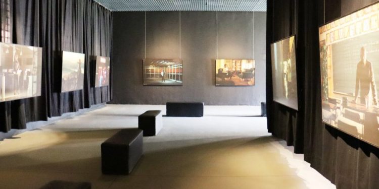 Imigração haitiana é revelada em exposição de Sirli Freitas no Museu da Imigração