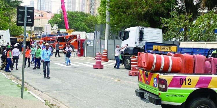 Sirene em obras do Metrô Rapadura causa medo em quem vive no Jd. Têxtil