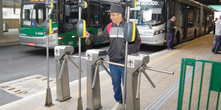 Terminais de ônibus devem ter melhorias com várias parcerias