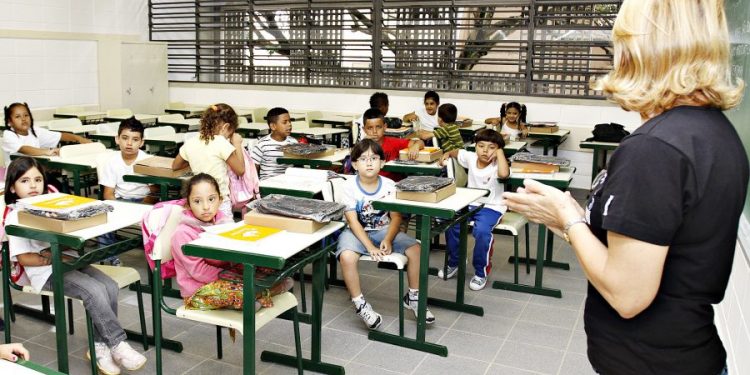 Ano letivo de 2024 já está definido com início e fim na rede estadual