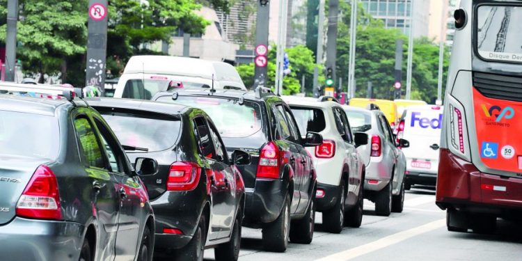 Calendário do IPVA 2024 começa em janeiro e será aceito pagamento via PIX