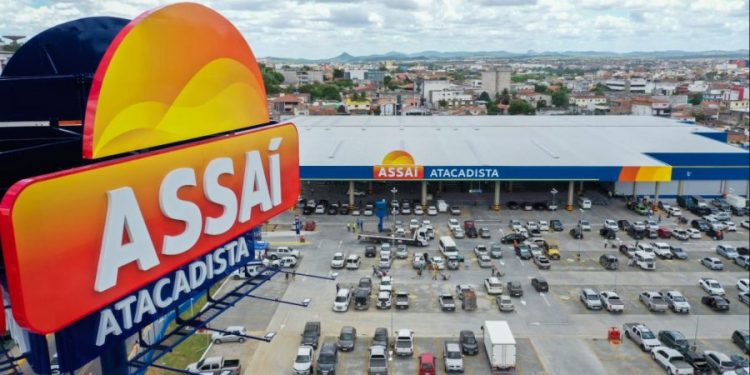 Assaí está com mais de 300 vagas abertas na zona leste