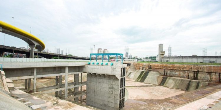 Investimentos envolvem ações de prevenção, piscinões e galerias