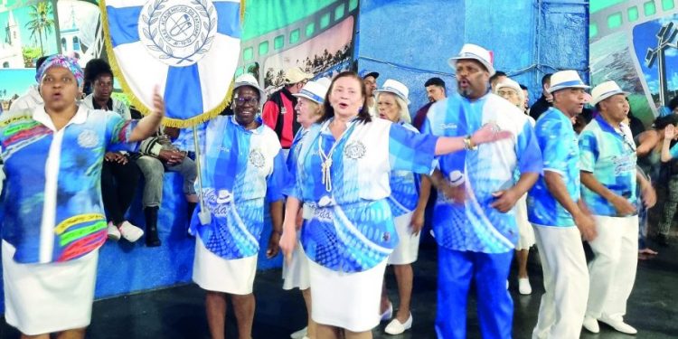 Acadêmicos do Tatuapé aquece os tamborins para mais um carnaval