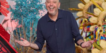 Castorine estreia em novela como a bem-resolvida Yeda