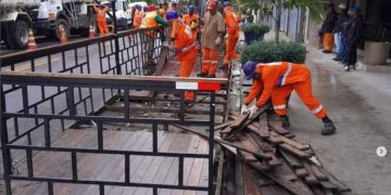 Prefeitura remove mais dois parklets irregulares