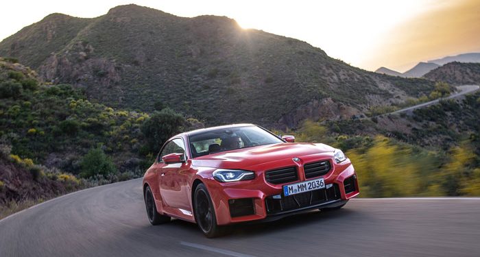 Esportivo M2 mantém a tradição da preparadora M, da BMW