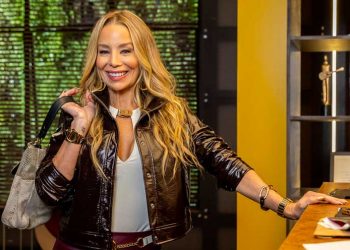 Danielle Winnits chega em “Família é Tudo” para viver a empresária Lizandra