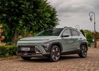 Hyundai Kona Hybrid ousa no design e é sóbrio na eficiência