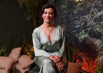 Ana Cecília Costa exalta versão original e a Bahia profunda exibida em “Renascer”